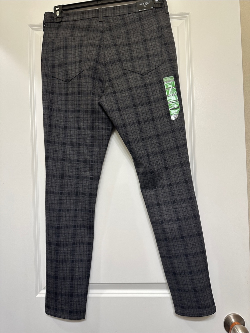 Nine West Women’s Gramercy Skinny Plaid Slim Fit Jeans - Size 10 - Picture 6 of 7